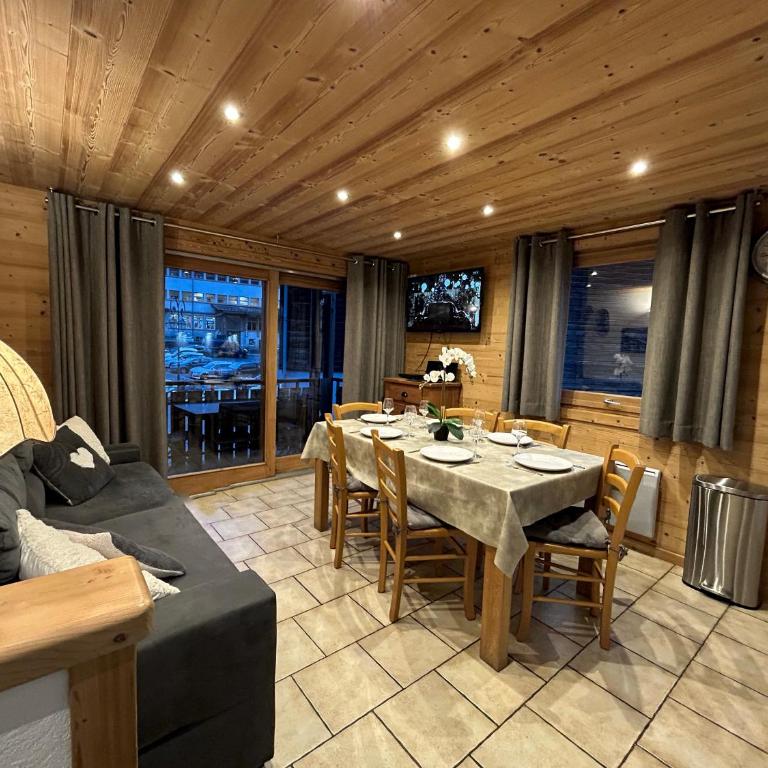 NOUVEAU A LA LOCATION Keranguen 5 cosy au coeur du village, proche pistes et commerces - Apartamento Familiar de 2 dormitorios - 1
