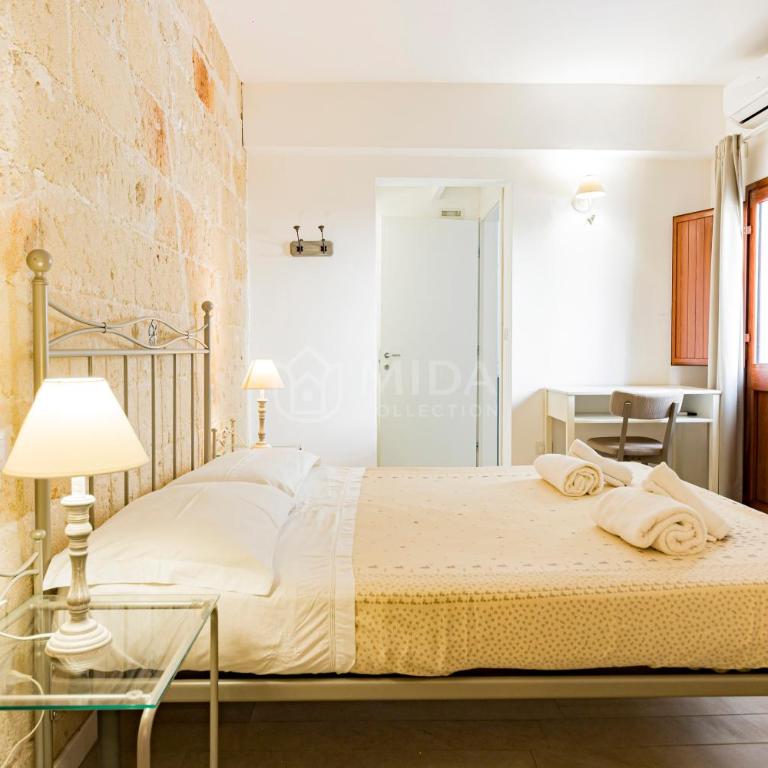 InCentro b&b - Camera Matrimoniale - 9