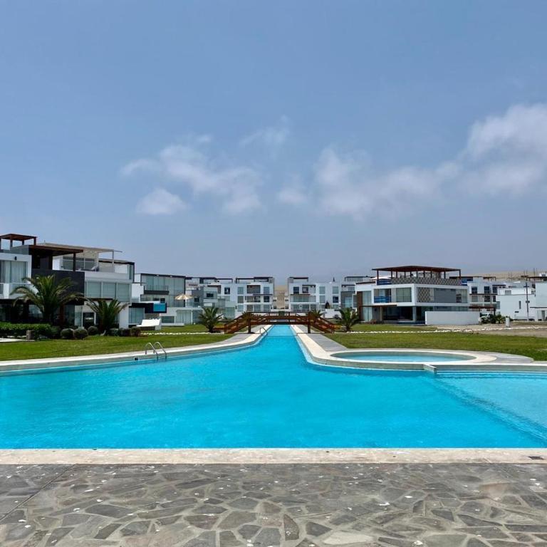 Asia las terrazas casa - Five-Bedroom House - 1