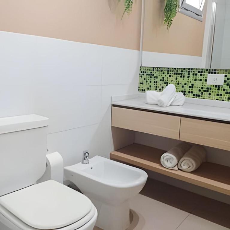 Excelente edificio en Palermo con piscina climatizada abierta de septiembre a abril y cocheras - Apartamento de 2 dormitorios con balcón - 14