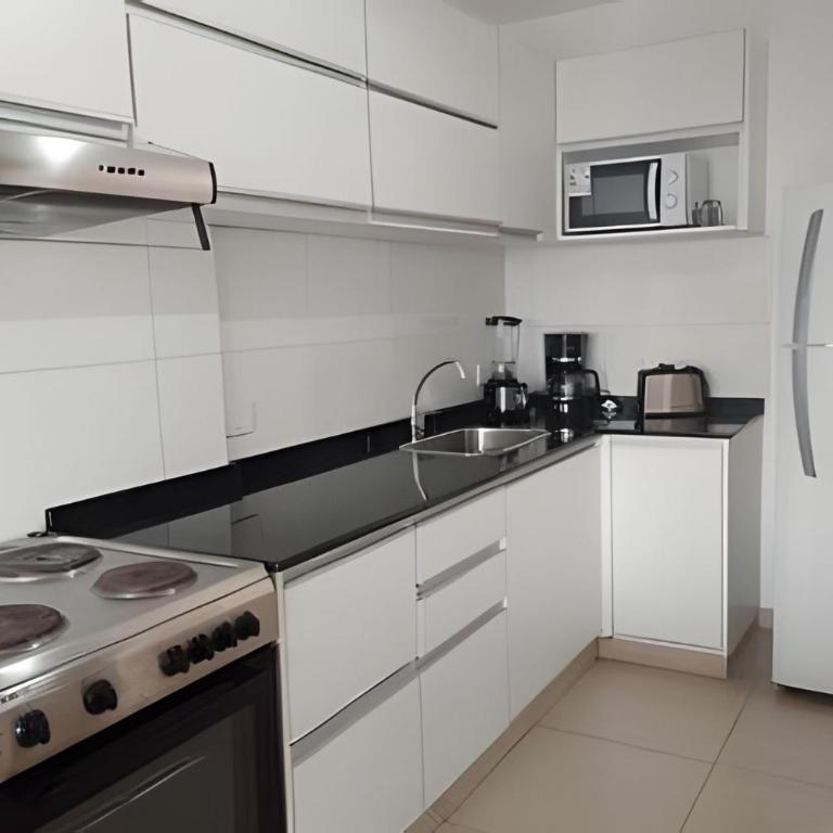 Excelente edificio en Palermo con piscina climatizada abierta de septiembre a abril y cocheras - Apartamento de 2 dormitorios con balcón - 17