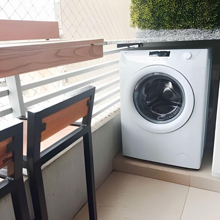 Excelente edificio en Palermo con piscina climatizada abierta de septiembre a abril y cocheras - Apartamento de 2 dormitorios con balcón - 18