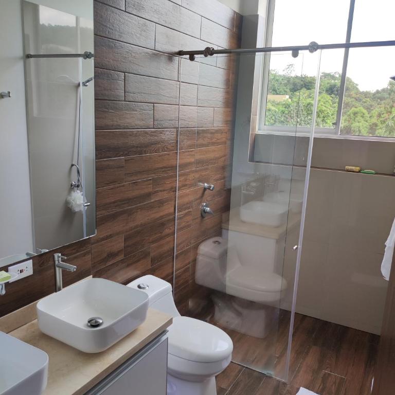 Anapoima Hills - Suite Deluxe con cama extragrande - 5