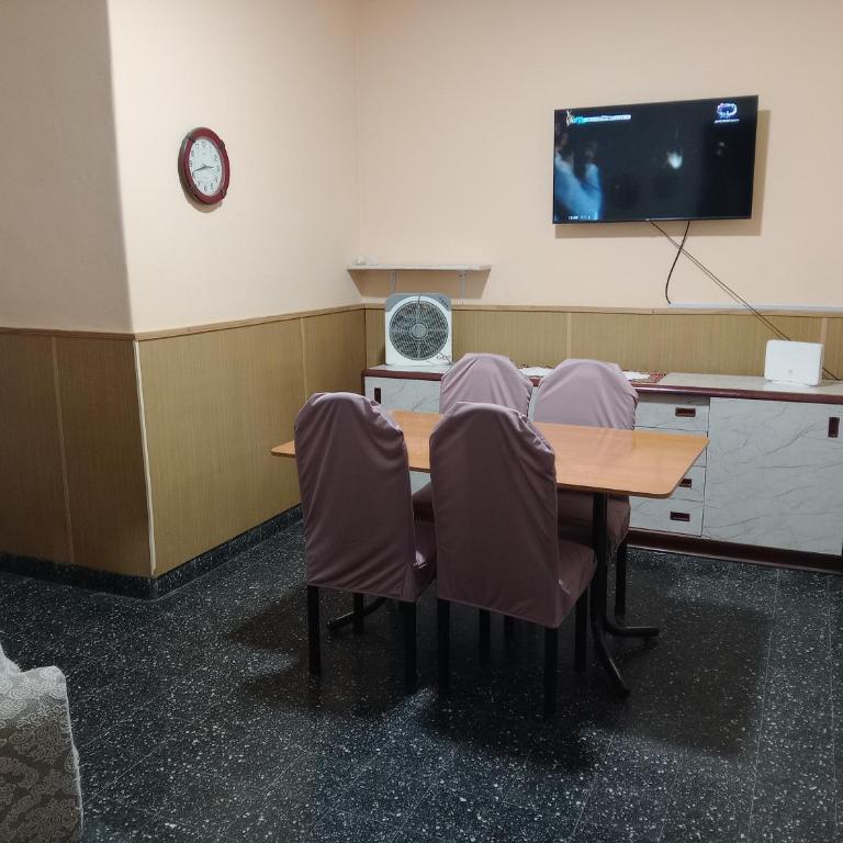 Depto - Two-Bedroom Apartment - 6