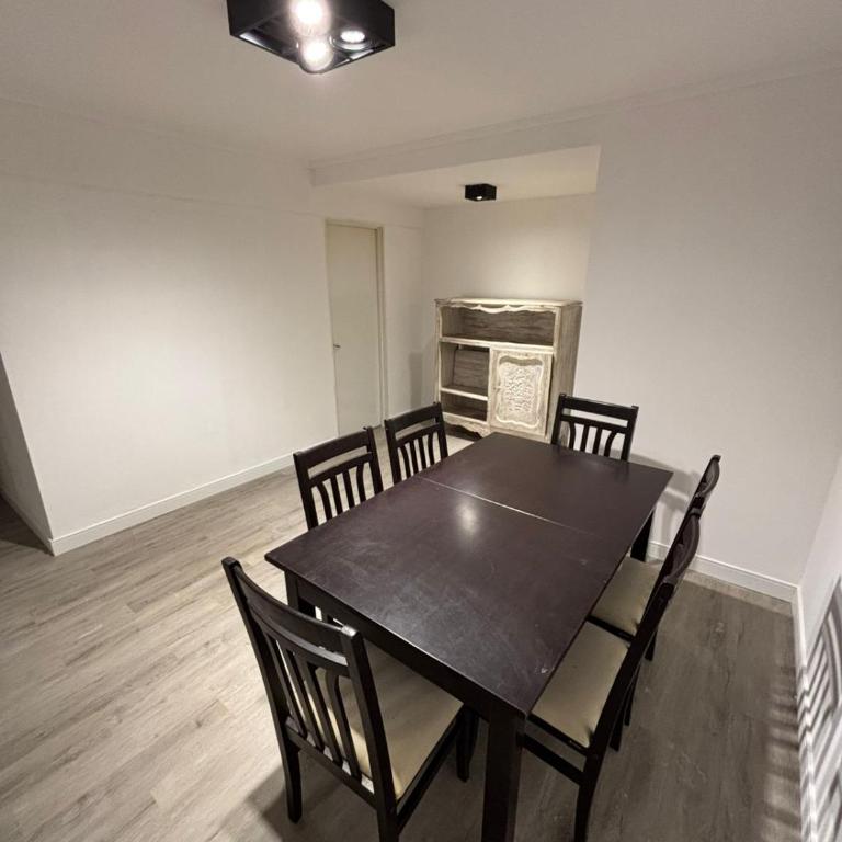 Alquilo departamento para 6 personas en pleno centro - Three-Bedroom Apartment - 3