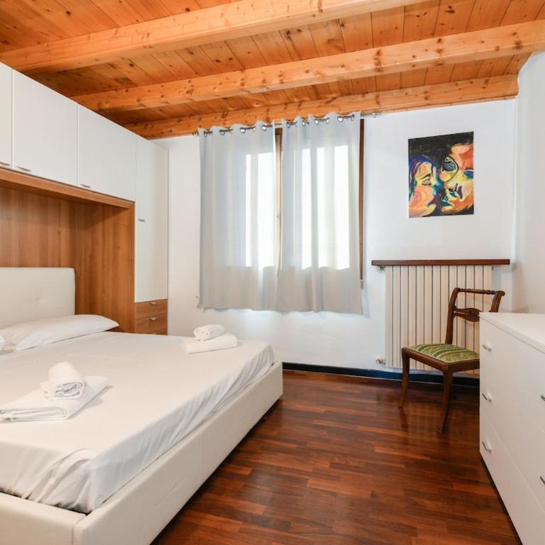 Loft Soppalcato con Patio, Piscina e Parcheggio - Appartamento con 1 Camera da Letto - 19