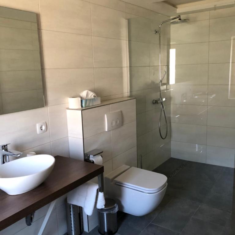 Hotel Sonnleiten - Apartment mit 3 Schlafzimmern und Balkon - 13