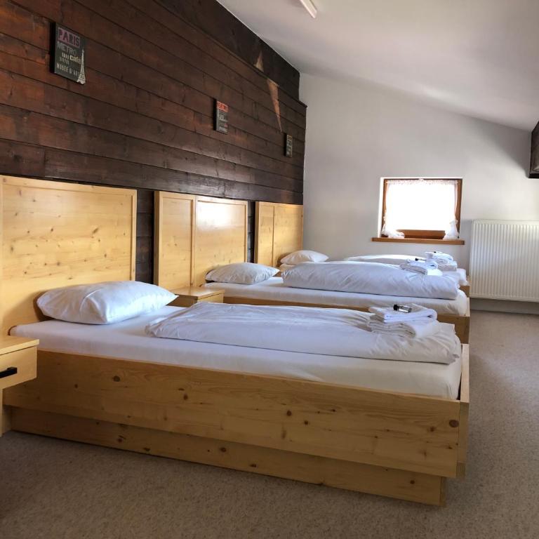 Hotel Sonnleiten - Apartment mit 3 Schlafzimmern und Balkon - 5