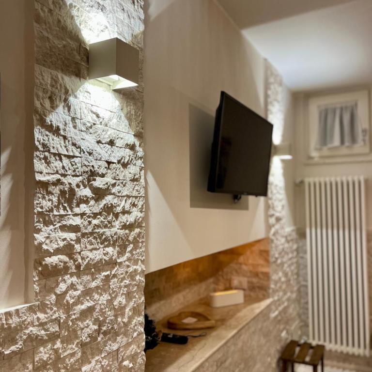 Elegance home - Appartamento con 1 Camera da Letto - 13