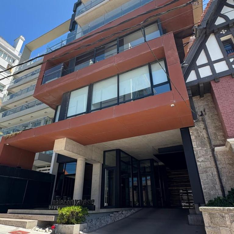 Malecon Varese - 2 dormitorios con Piscina - Two-Bedroom Apartment - 11