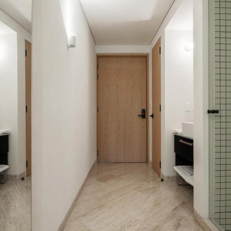Modern Loft with Balcony & View of Parque Mexico - Apartment - 13