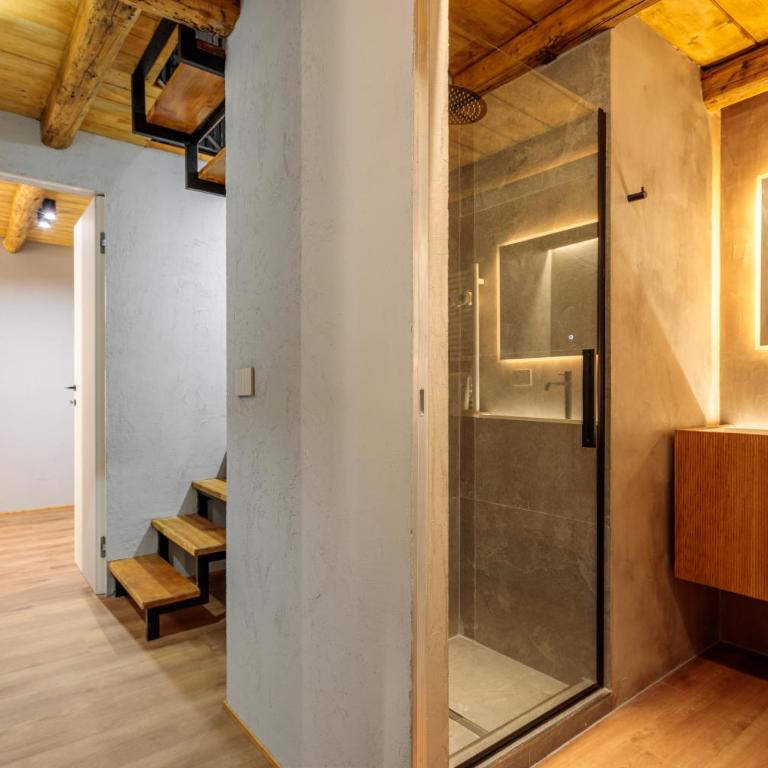 Boutique Alpine Two-Bedroom by SupaStays - Appartamento Premium con 3 Camere da Letto - 19