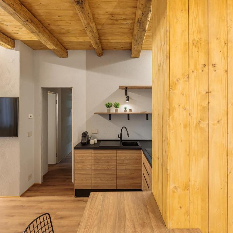 Boutique Alpine Two-Bedroom by SupaStays - Appartamento Premium con 3 Camere da Letto - 9