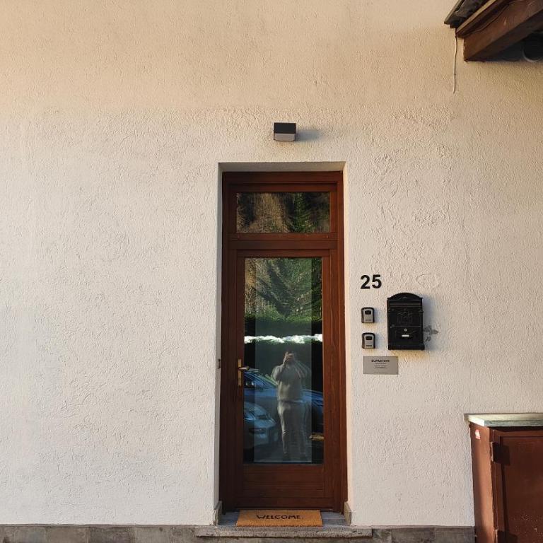 Boutique Alpine Two-Bedroom by SupaStays - Appartamento Premium con 3 Camere da Letto - 35