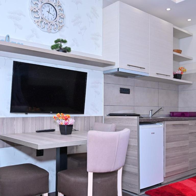 K8 Milmari - One-Bedroom Apartment - 10