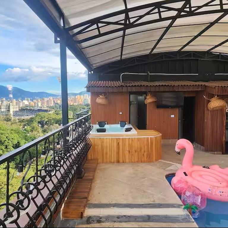 Alojamiento en Medellín con piscina privado, disponible Bad Bunny - PH8 - Casa de 3 dormitorios - 1