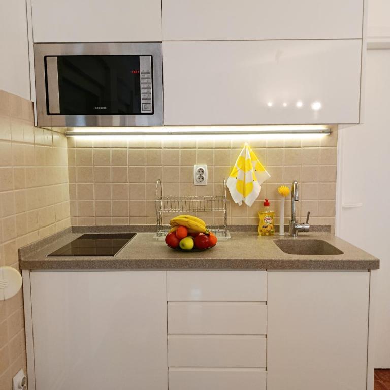 Urban Garden Apartments - Sunflower 2 - One-Bedroom Apartment - 7