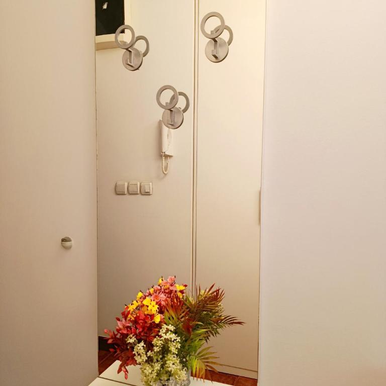 Urban Garden Apartments - Sunflower 2 - One-Bedroom Apartment - 9