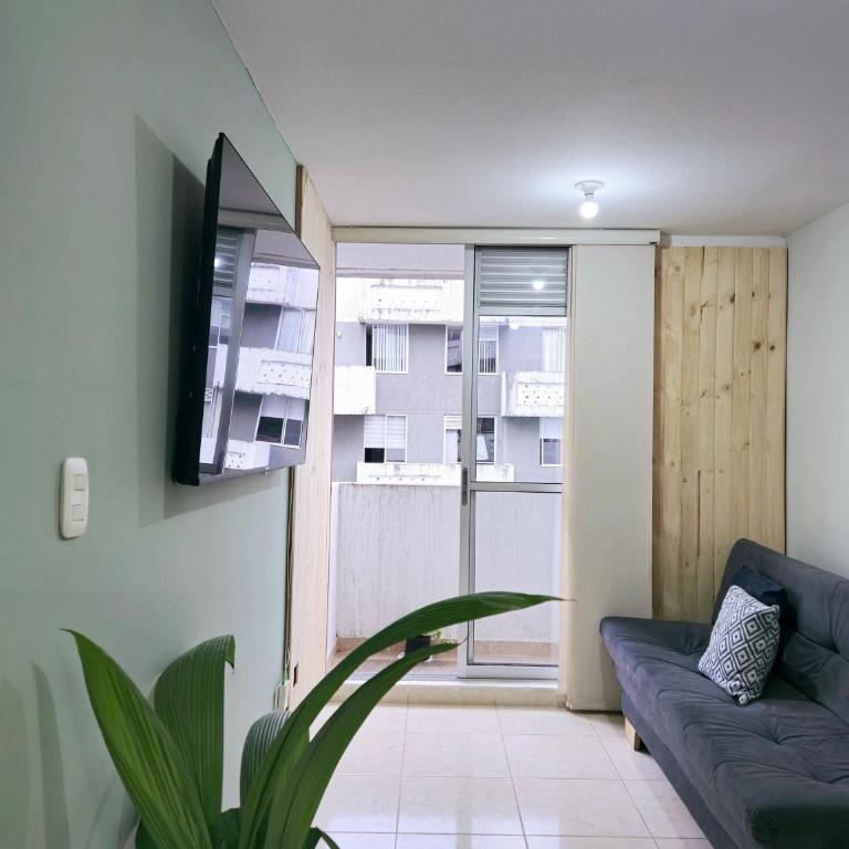 Apartamento Vacacional de 3 Habitaciones con Piscina A 20 Minutos de Salento Quindío - Three-Bedroom Apartment - 1
