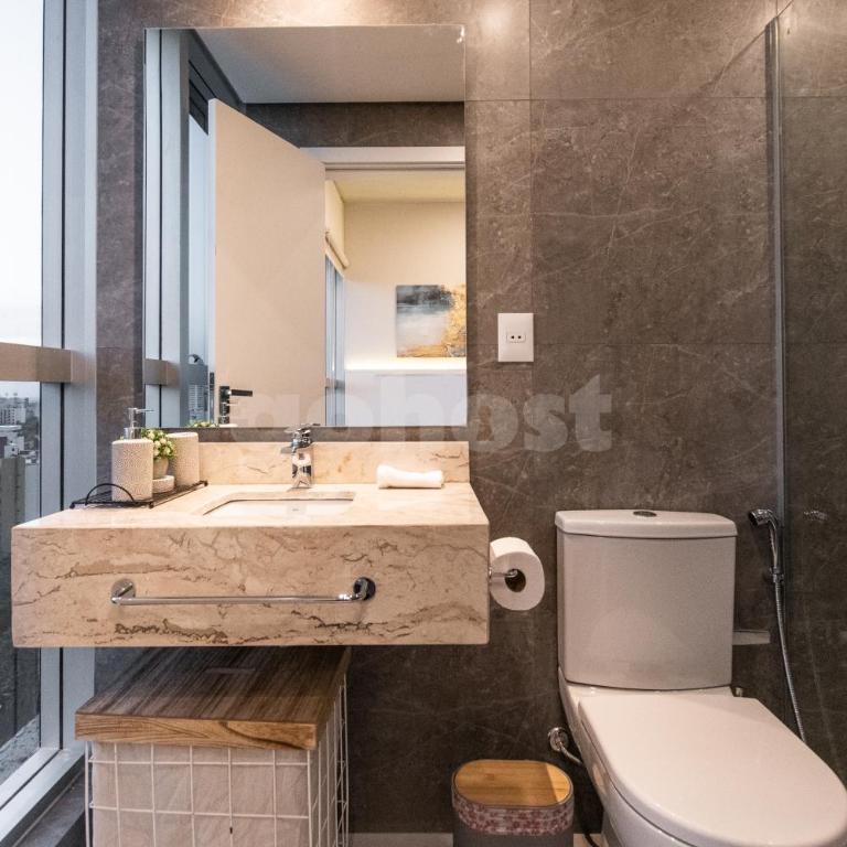 Petra Tower Luxury 2 BR Apt w Resto, Pool & Gym - Apartment - 33