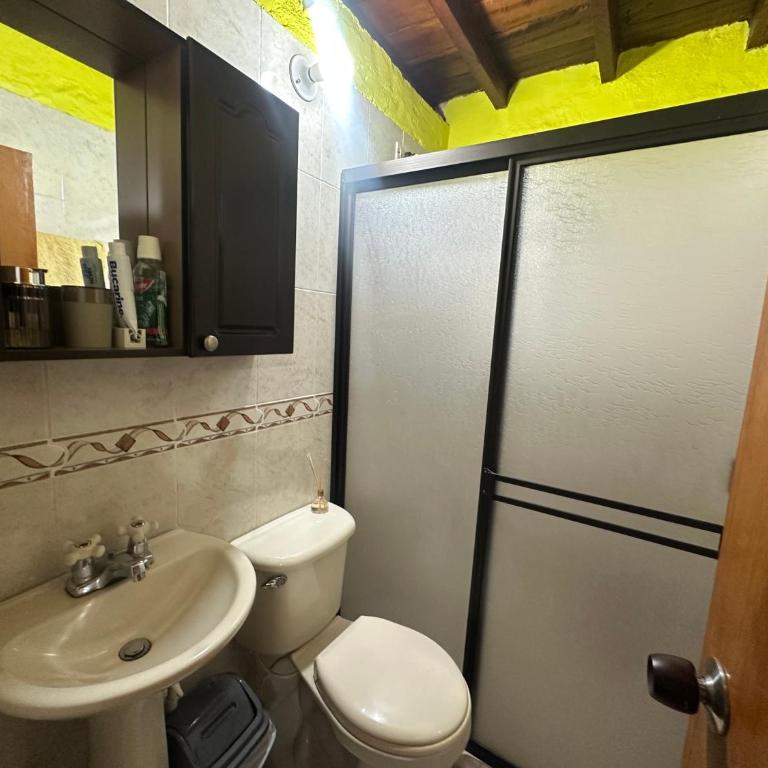 Melongos Jardín - Two-Bedroom House - 11