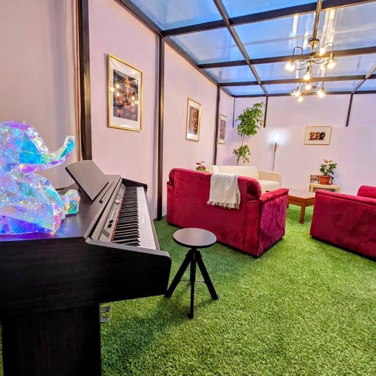 Suite Rosa familiar para hasta 6 huéspedes Amplia, céntrica, con cocineta y baño privado - Vacation Home - 24