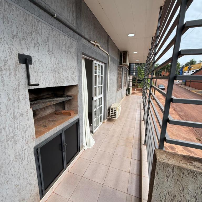 Departamento a pocos pasos de la ruta 12 - Apartamento de 2 dormitorios - 2