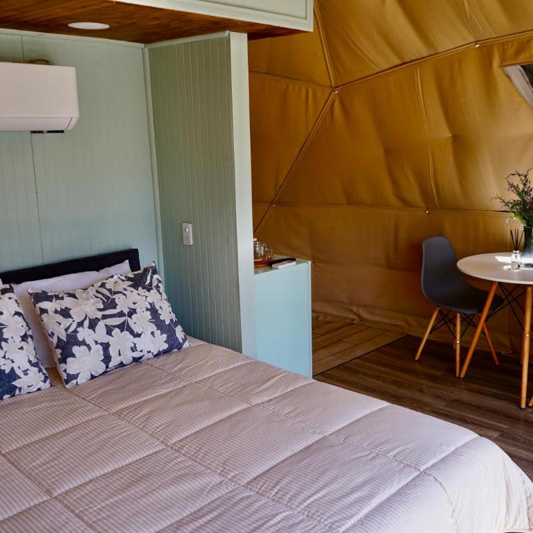 Glamping Domo Tinaja y Piscina Climatizada - Tent - 7