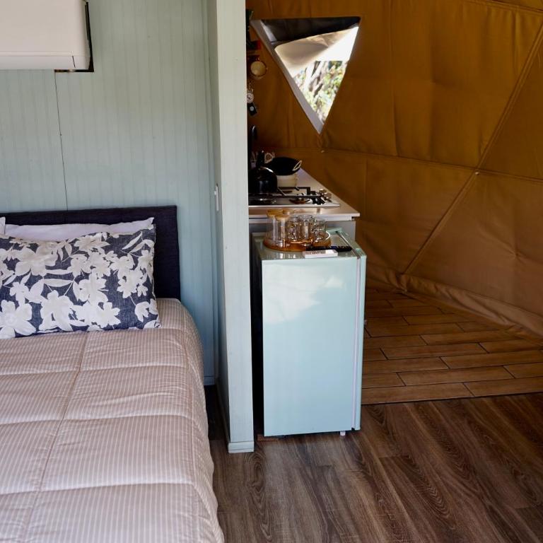 Glamping Domo Tinaja y Piscina Climatizada - Tent - 16