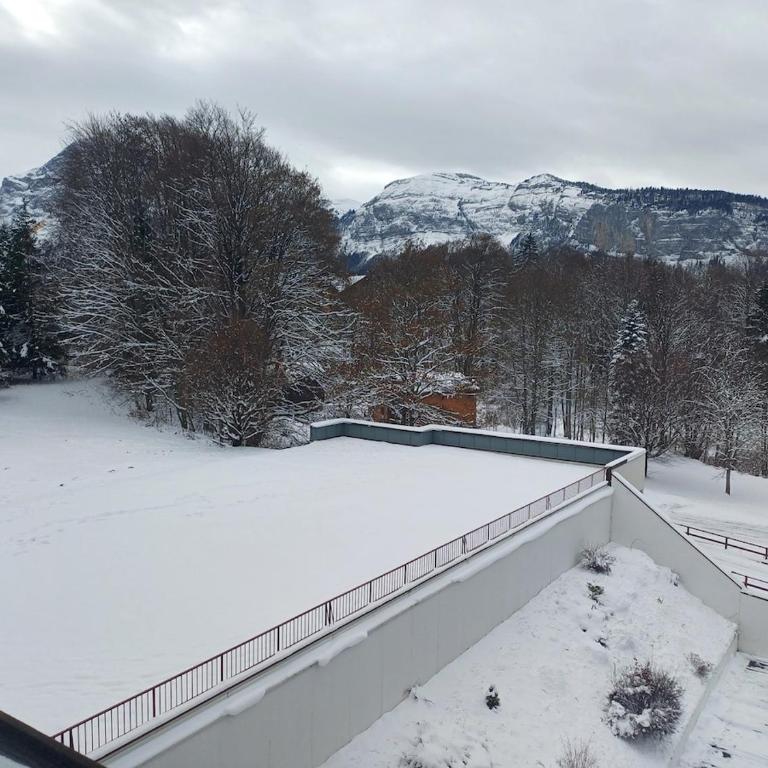 Gamebox in Carroz - Appartamento con 1 Camera da Letto, Balcone e Vista Montagna - 10