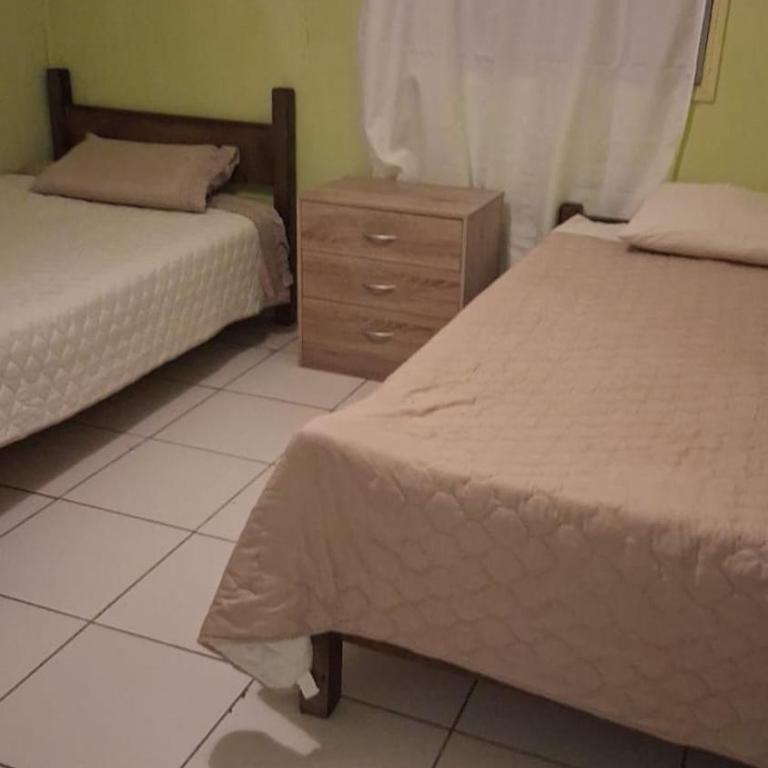 Hostal Nancy - Budget Twin Room - 1