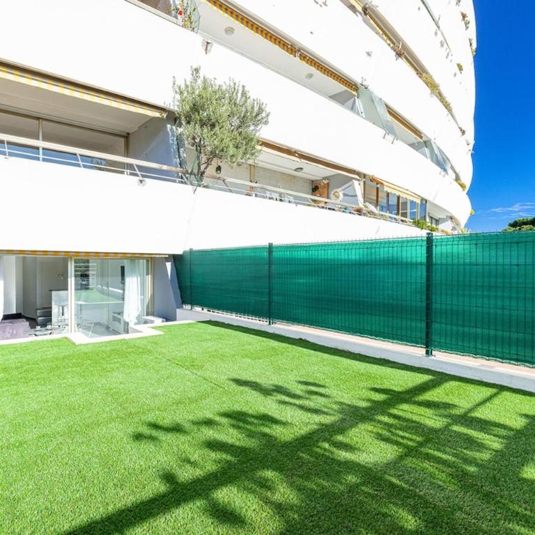 Studio lumineux avec extérieur dans la Marina Baie Des Anges - Appartement 1 Chambre - 7
