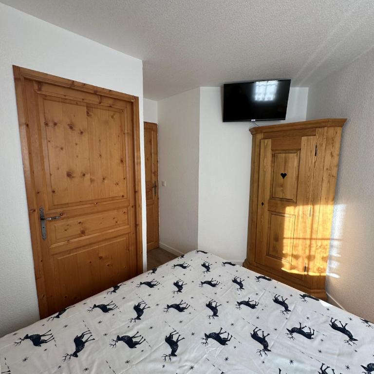 Grand Panorama T2 avec piscine aux pieds des télécabines - Appartement - 5