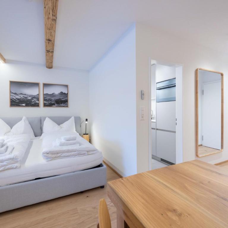 New Premium Studio with eFireplace, Pool & Sauna - Studio mit Balkon - 17
