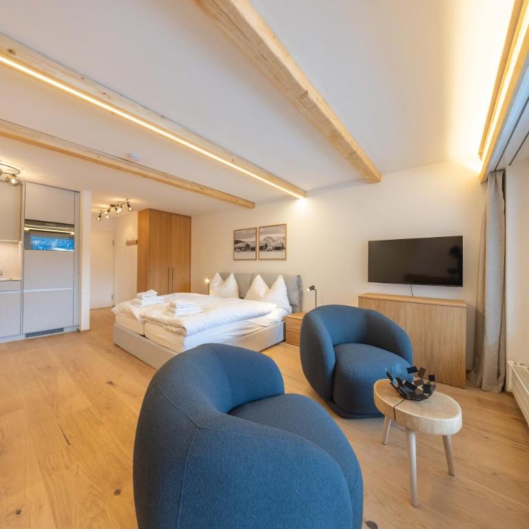New Exclusive Studio with eFireplace, Pool & Sauna - Superior Studio - 13