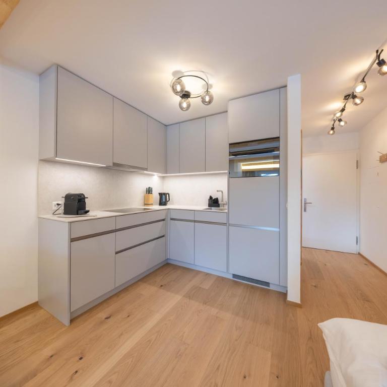 New Exclusive Studio with eFireplace, Pool & Sauna - Superior Studio - 16