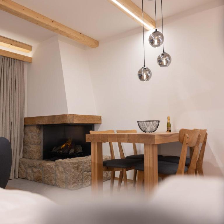 New Exclusive Studio with eFireplace, Pool & Sauna - Superior Studio - 18