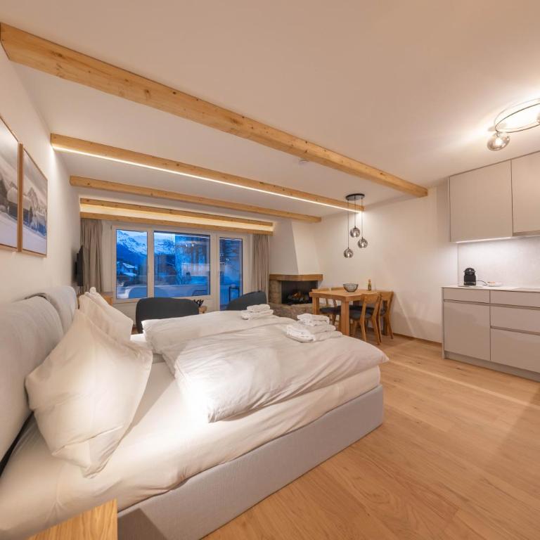New Exclusive Studio with eFireplace, Pool & Sauna - Superior Studio - 24