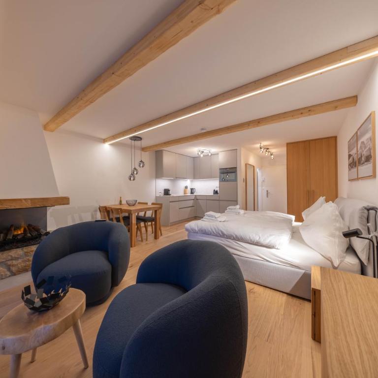 New Exclusive Studio with eFireplace, Pool & Sauna - Superior Studio - 1