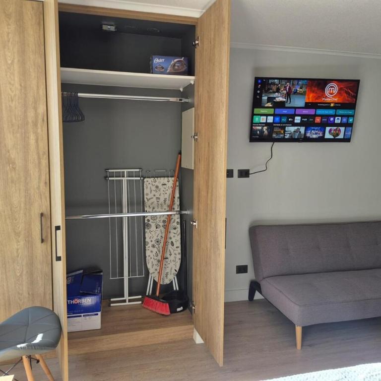 Ñuñoa, metro Irarrazabal, centrico, impecable - One-Bedroom Apartment - 11
