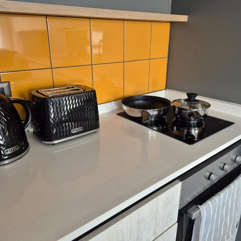 Ñuñoa, metro Irarrazabal, centrico, impecable - One-Bedroom Apartment - 14