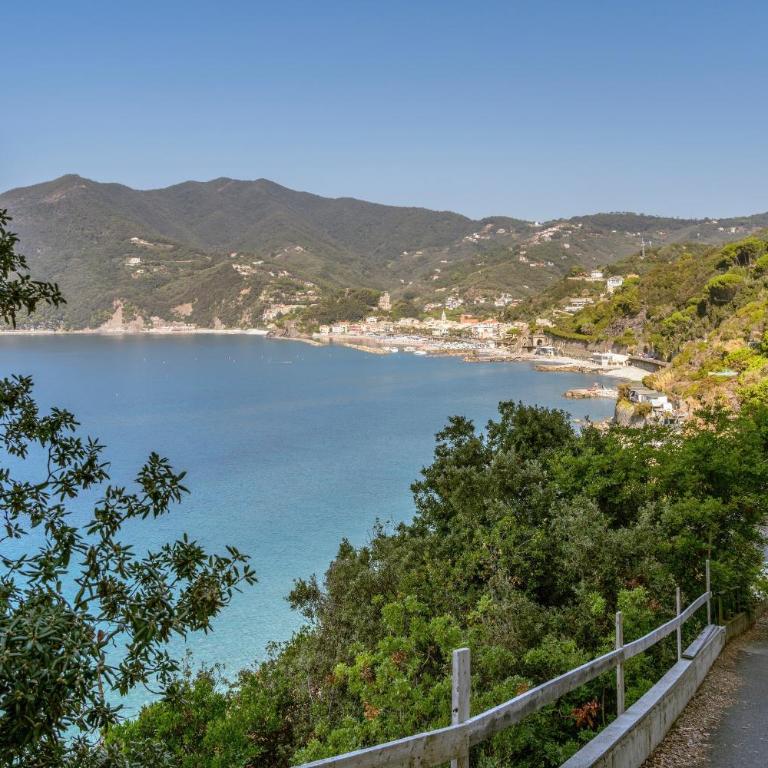 Moneglia Villa in A Quiet Place - Happy Rentals - Villa con Vista Mare - 45
