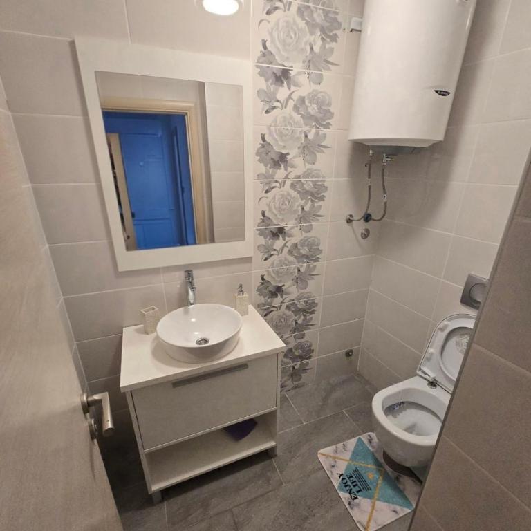 Zlatibor Central Walk - Two-Bedroom Apartment - 12
