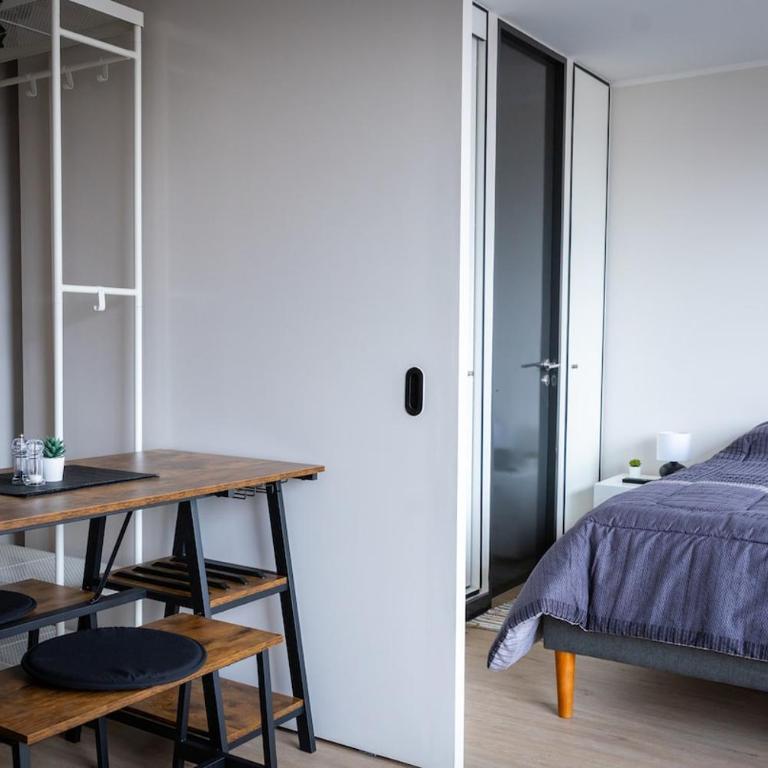 Moderno, acogedor y a pasos del Metro - One-Bedroom Apartment with Balcony and City View - 8