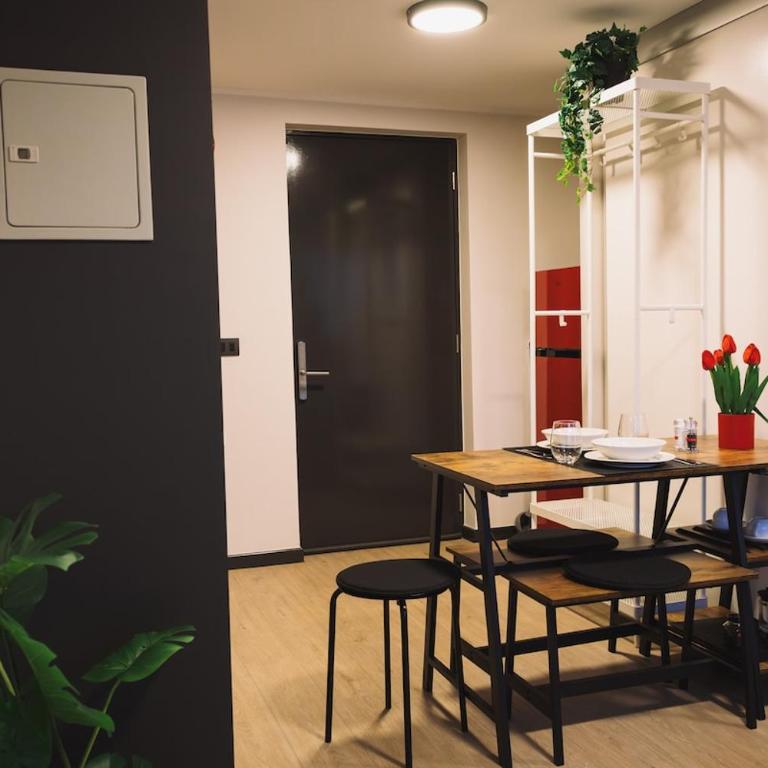 Moderno, acogedor y a pasos del Metro - One-Bedroom Apartment with Balcony and City View - 9