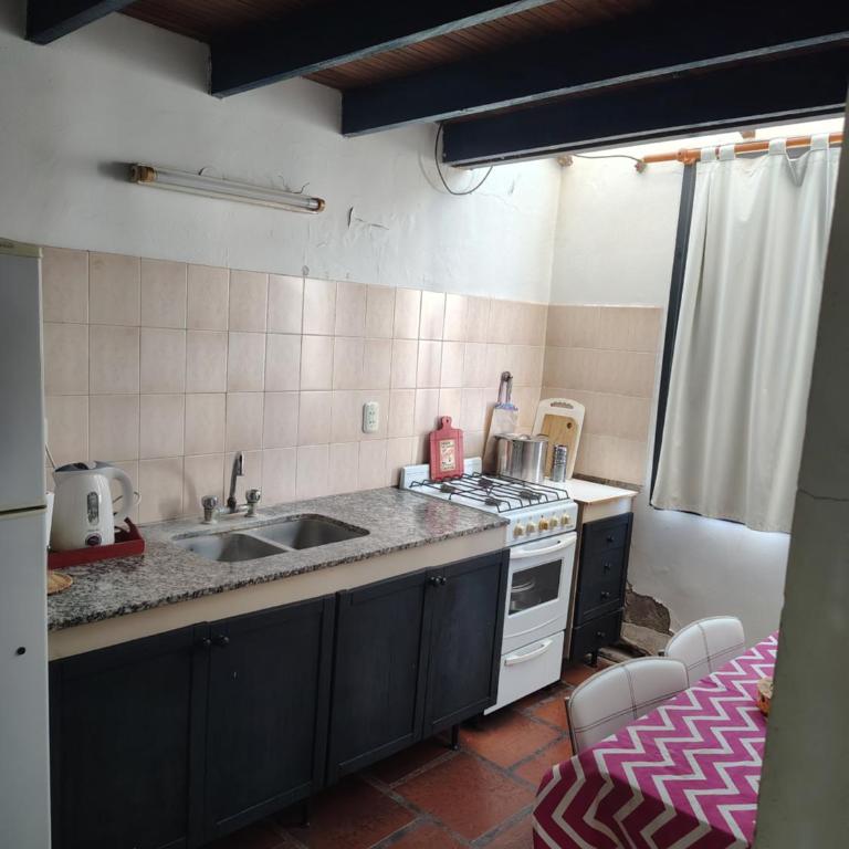 Depto en Necochea-6 cuadras de la playa - One-Bedroom Apartment - 8