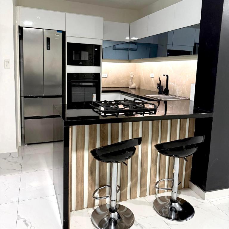 Jeanael suites 2 - Two-Bedroom Apartment - 1