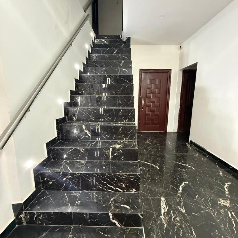 Jeanael suites 2 - Two-Bedroom Apartment - 7