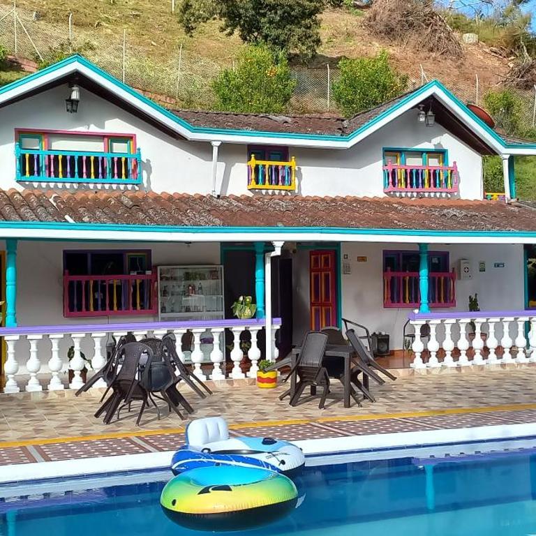 Finca y Chalet MA - Seven-Bedroom House - 15
