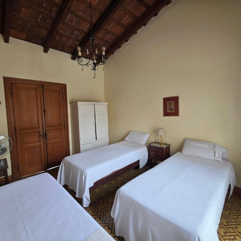 Posada De La Plaza - Two-Bedroom Apartment (4 Adults) - 11